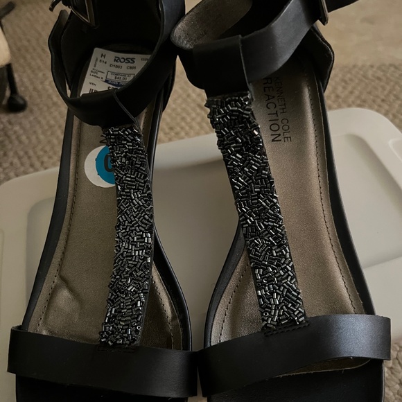 Reaction Kenneth Cole Shoes - Kenneth Cole Reaction Blue black beaded overlay wedge Sandal